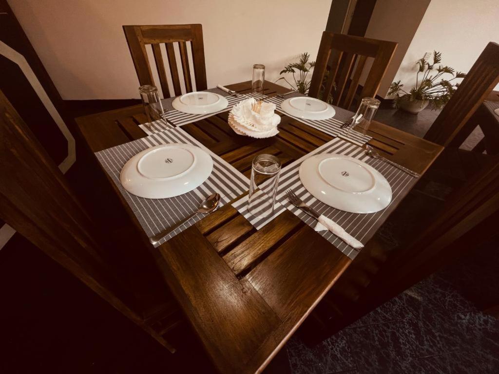 The Lake Round Guest House 캔디 외부 사진